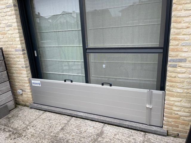 Combat Services, waterschotten tegen wateroverlast, bescherming tegen overstroming